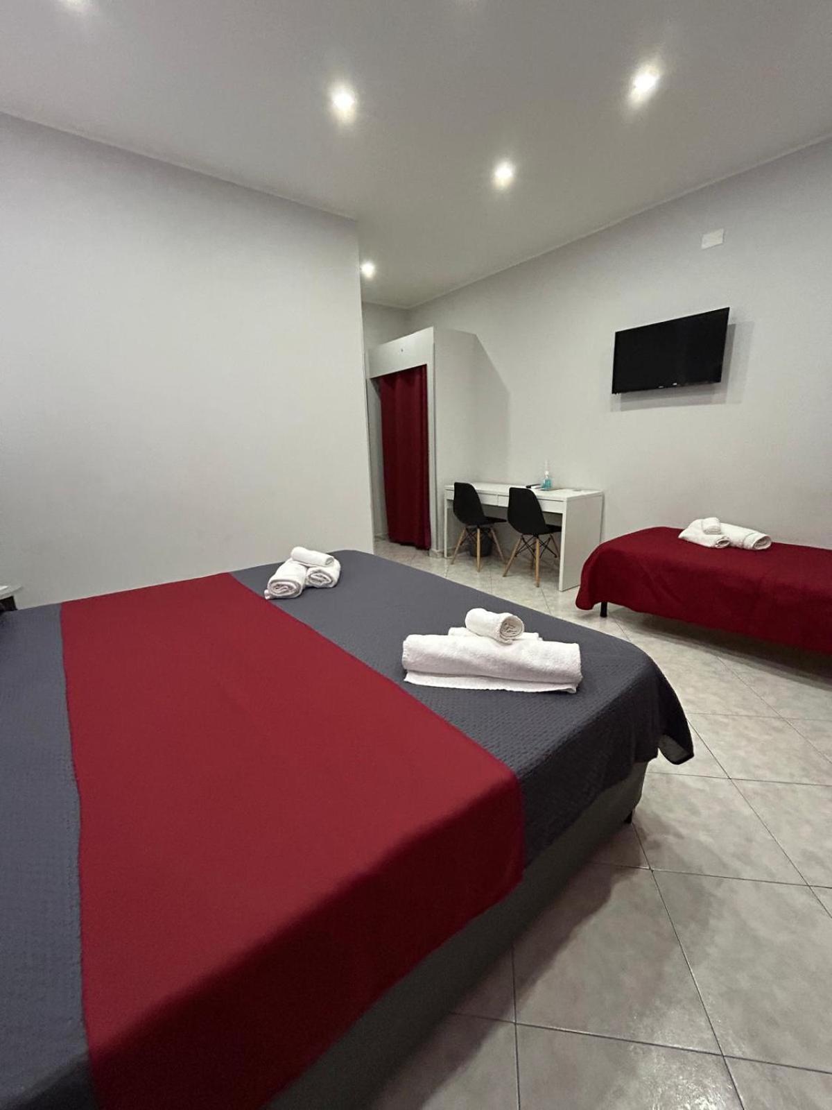 Pacini 88 Rooms And Apartment Catania Centro Экстерьер фото